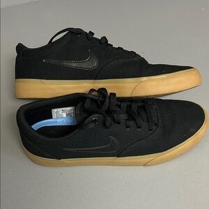 Nike Men's Black and Brown Sneakers